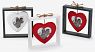 KPH Dekorrahmen Applikation "Swinging Hearts" 1463 15x15cm, Holz, weiß-rot